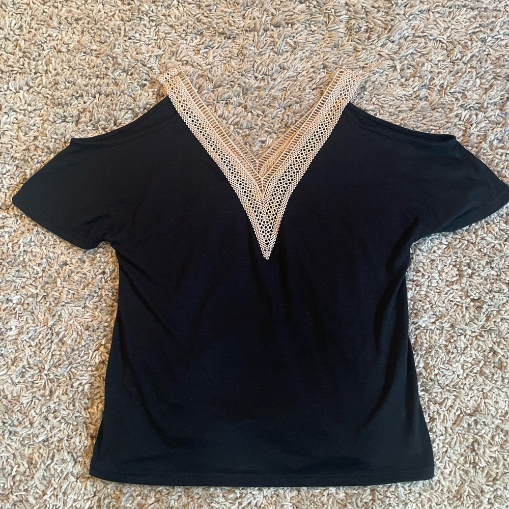 Chic Black V-Neck Lace Women's Top